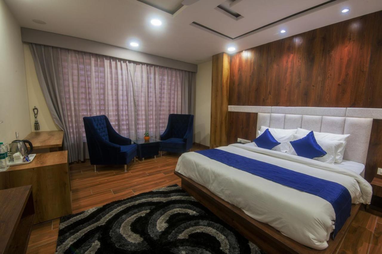 Shivaay Morex- A Vegetarian Hotel ดารัมซาลา ภายนอก รูปภาพ