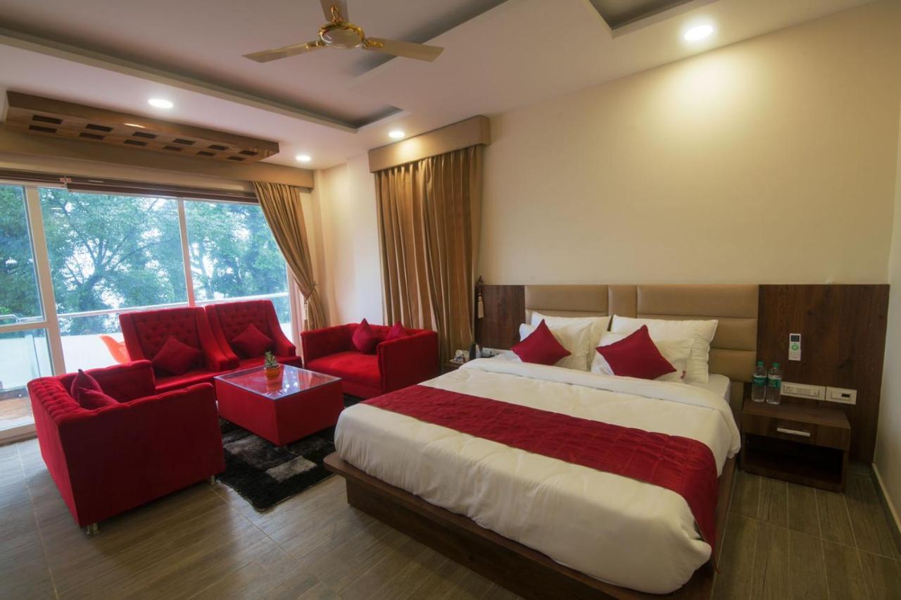 Shivaay Morex- A Vegetarian Hotel ดารัมซาลา ภายนอก รูปภาพ