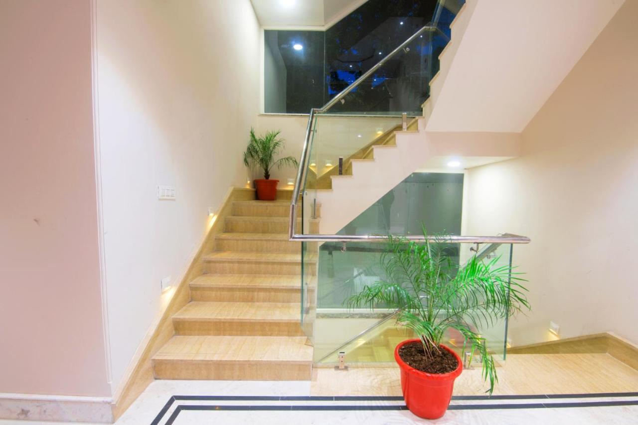 Shivaay Morex- A Vegetarian Hotel ดารัมซาลา ภายนอก รูปภาพ
